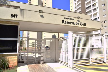 Apartamento para alugar com 128m², 4 quartos e 2 vagasFachada e portaria