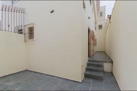 Casa à venda com 176m², 3 quartos e 3 vagas Casa à venda com 176m², 3 quartos e 3 vagasQuintal