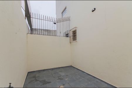 Casa à venda com 176m², 3 quartos e 3 vagas Casa à venda com 176m², 3 quartos e 3 vagasQuintal