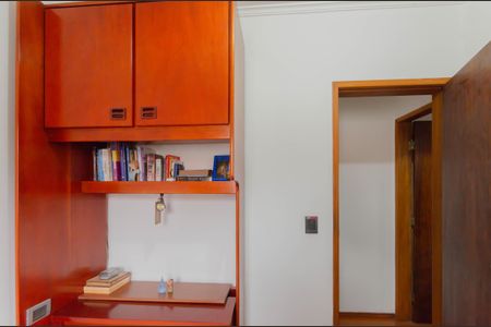 Casa à venda com 176m², 3 quartos e 3 vagas Casa à venda com 176m², 3 quartos e 3 vagasQuarto 1