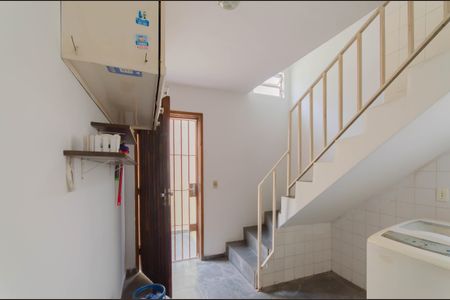 Casa à venda com 176m², 3 quartos e 3 vagas Casa à venda com 176m², 3 quartos e 3 vagasÁrea de Serviço