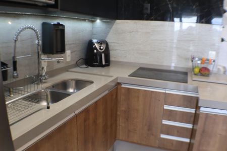 Apartamento para alugar com 70m², 2 quartos e 1 vaga Apartamento para alugar com 70m², 2 quartos e 1 vagaCozinha