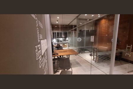 Apartamento para alugar com 70m², 2 quartos e 1 vaga