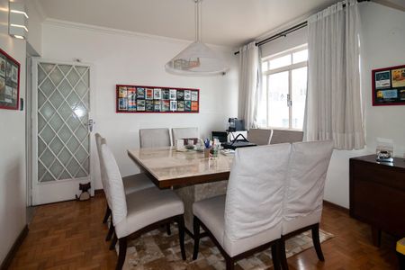 Apartamento para alugar com 150m², 2 quartos e 1 vagaSala