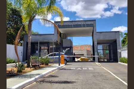 Casa de condomínio à venda com 1000m², 3 quartos e 2 vagas