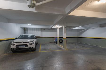 Apartamento para alugar com 56m², 1 quarto e 1 vaga Apartamento para alugar com 56m², 1 quarto e 1 vagaGaragem