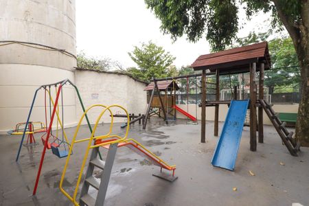 Apartamento para alugar com 60m², 2 quartos e 1 vagaÁrea comum