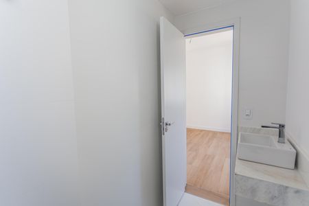 Apartamento à venda com 56m², 2 quartos e 2 vagasBanheiro da Suíte