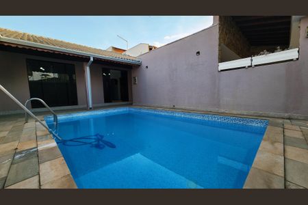 Casa para alugar com 271m², 4 quartos e 3 vagas Casa para alugar com 271m², 4 quartos e 3 vagasÁrea comum