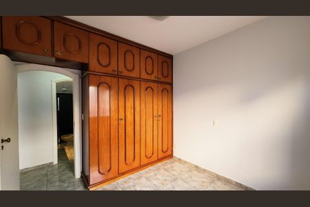 Casa para alugar com 271m², 4 quartos e 3 vagas Casa para alugar com 271m², 4 quartos e 3 vagasQuarto 2