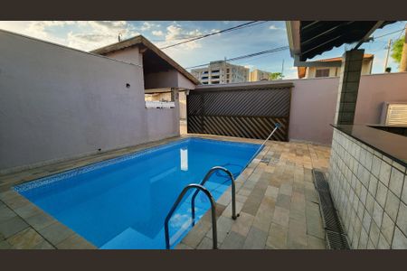 Casa para alugar com 271m², 4 quartos e 3 vagas Casa para alugar com 271m², 4 quartos e 3 vagasÁrea comum