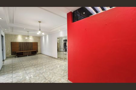 Casa para alugar com 271m², 4 quartos e 3 vagas Casa para alugar com 271m², 4 quartos e 3 vagasSala