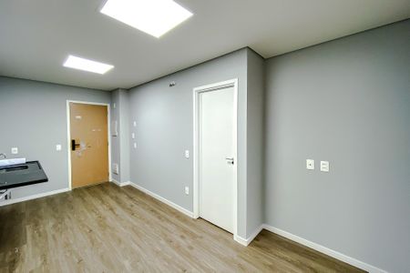 Studio à venda com 35m², 1 quarto e 1 vaga Studio à venda com 35m², 1 quarto e 1 vagaSala