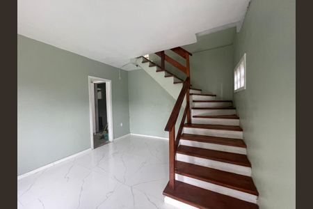 Sala de casa à venda com 2 quartos, 106m² em São José, Novo Hamburgo