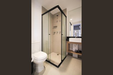 Banheiro de kitnet/studio à venda com 1 quarto, 24m² em Vila Olímpia, São Paulo