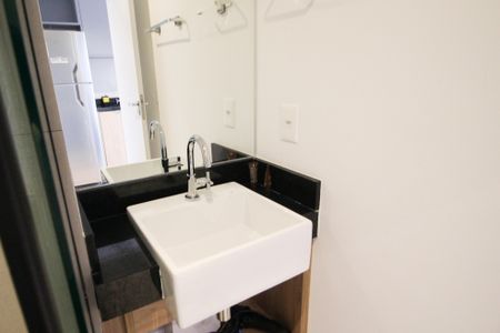 Studio para alugar com 24m², 1 quarto e sem vaga Studio para alugar com 24m², 1 quarto e sem vagaBanheiro