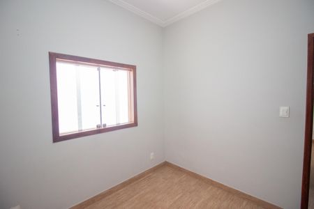 Casa à venda com 180m², 3 quartos e 2 vagasQuarto 1