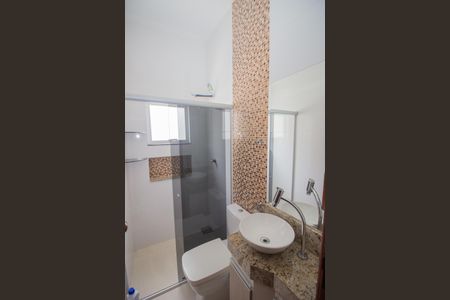 Casa à venda com 180m², 3 quartos e 2 vagasBanheiro Social