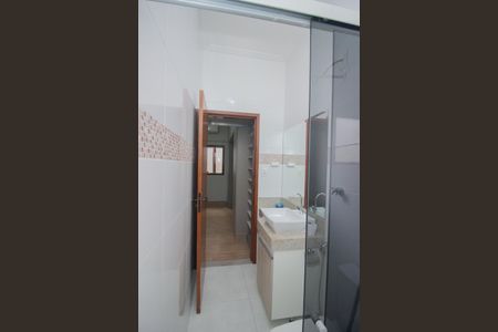 Casa à venda com 180m², 3 quartos e 2 vagasBanheiro da Suíte