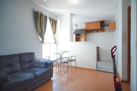 Sala de apartamento para alugar com 2 quartos, 45m² em Morro Santana, Porto Alegre