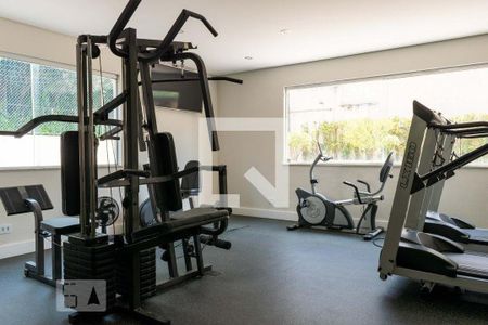 Apartamento à venda com 207m², 4 quartos e 4 vagas Apartamento à venda com 207m², 4 quartos e 4 vagasÁrea comum - Academia