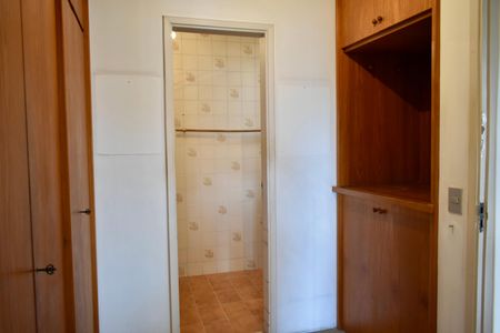 Apartamento à venda com 207m², 4 quartos e 4 vagas Apartamento à venda com 207m², 4 quartos e 4 vagasCobertura Suíte 2