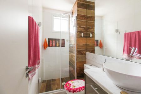 Apartamento à venda com 51m², 2 quartos e 1 vaga Apartamento à venda com 51m², 2 quartos e 1 vagaBanheiro