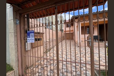 Casa para alugar com 102m², 3 quartos e 1 vagaPlaca