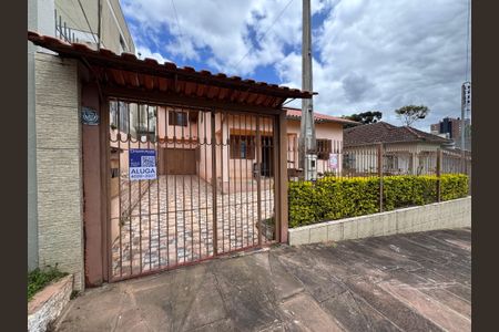 Casa para alugar com 102m², 3 quartos e 1 vagaFachada