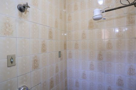 Casa à venda com 360m², 2 quartos e 2 vagasBanheiro da Suíte