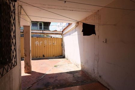 Casa à venda com 360m², 2 quartos e 2 vagasGaragem