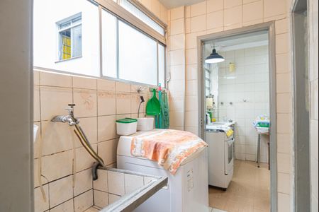 Apartamento à venda com 150m², 3 quartos e 1 vagaÁrea de Serviço