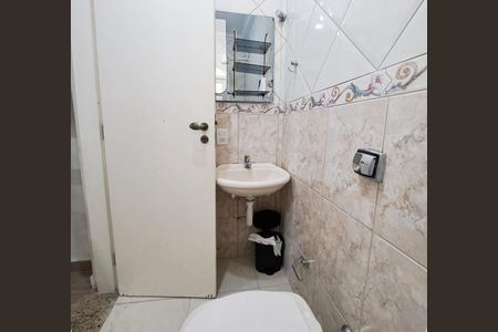 Casa à venda com 470m², 4 quartos e 3 vagasLavabo 