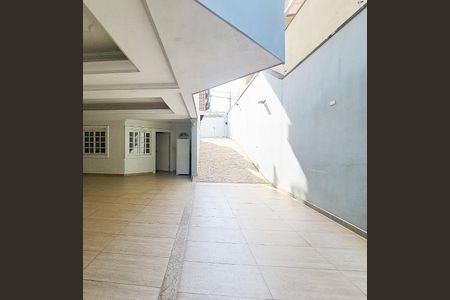 Casa à venda com 470m², 4 quartos e 3 vagasGaragem