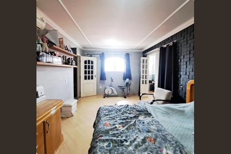 Casa à venda com 470m², 4 quartos e 3 vagasDetalhe