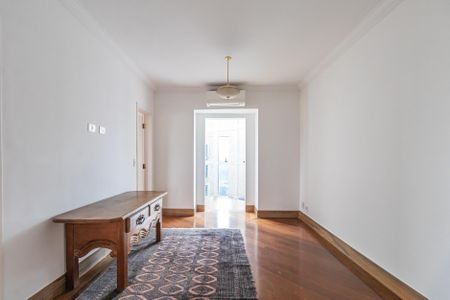 Apartamento à venda com 306m², 4 quartos e 3 vagas Apartamento à venda com 306m², 4 quartos e 3 vagasHall