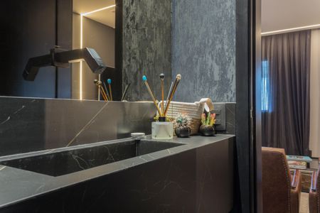 Apartamento à venda com 180m², 3 quartos e 3 vagasLavabo