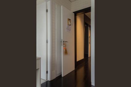 Apartamento à venda com 180m², 3 quartos e 3 vagasSuíte 2