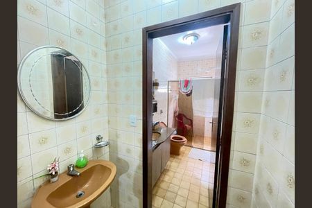 Casa à venda com 400m², 6 quartos e 8 vagas Casa à venda com 400m², 6 quartos e 8 vagasBanheiro 3