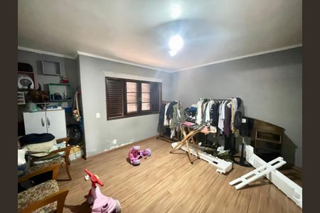 Casa à venda com 400m², 6 quartos e 8 vagas Casa à venda com 400m², 6 quartos e 8 vagasQuarto 1