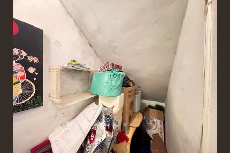 Casa à venda com 400m², 6 quartos e 8 vagas Casa à venda com 400m², 6 quartos e 8 vagasDispensa