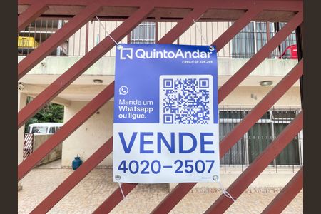 Casa à venda com 400m², 6 quartos e 8 vagas Casa à venda com 400m², 6 quartos e 8 vagasPlaca aproximada