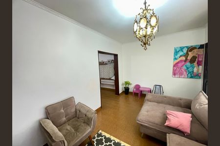 Casa à venda com 400m², 6 quartos e 8 vagas Casa à venda com 400m², 6 quartos e 8 vagasSala 1