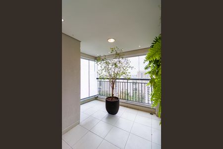 Apartamento à venda com 2 quartos, 84m² em Parque Reboucas, São Paulo