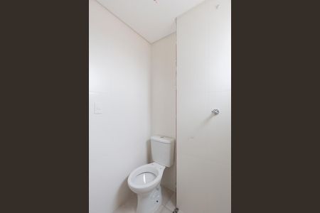 Apartamento para alugar com 44m², 2 quartos e sem vaga Apartamento para alugar com 44m², 2 quartos e sem vagaBanheiro