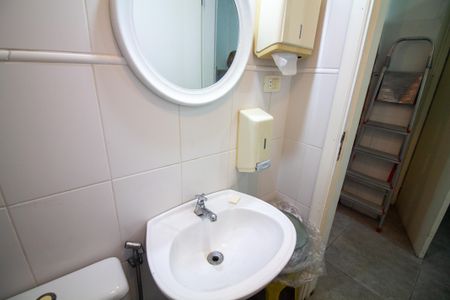 Casa à venda com 200m², 2 quartos e 2 vagas