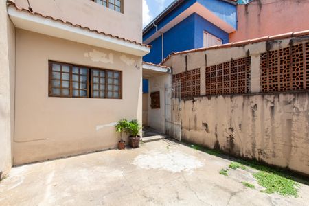 Casa à venda com 100m², 2 quartos e 2 vagas Casa à venda com 100m², 2 quartos e 2 vagasGaragem