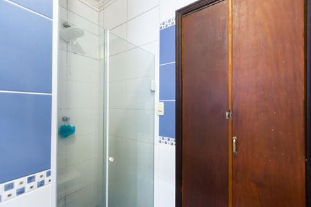 Casa à venda com 100m², 2 quartos e 2 vagas Casa à venda com 100m², 2 quartos e 2 vagasBanheiro 2