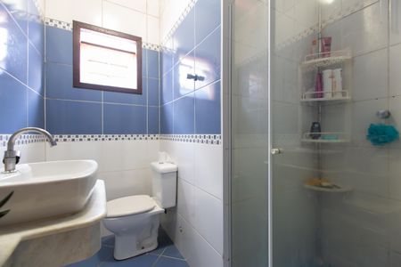 Casa à venda com 100m², 2 quartos e 2 vagas Casa à venda com 100m², 2 quartos e 2 vagasBanheiro 2