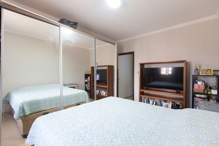 Casa à venda com 100m², 2 quartos e 2 vagas Casa à venda com 100m², 2 quartos e 2 vagasQuarto 1